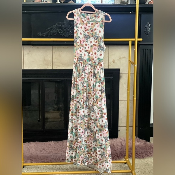 fourteenth place Dresses & Skirts - FLORAL PRINT DRESS IN DUNE MULTI BOUQUET
